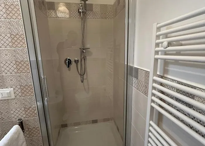 Il Mare A Due Passi * بيزارو